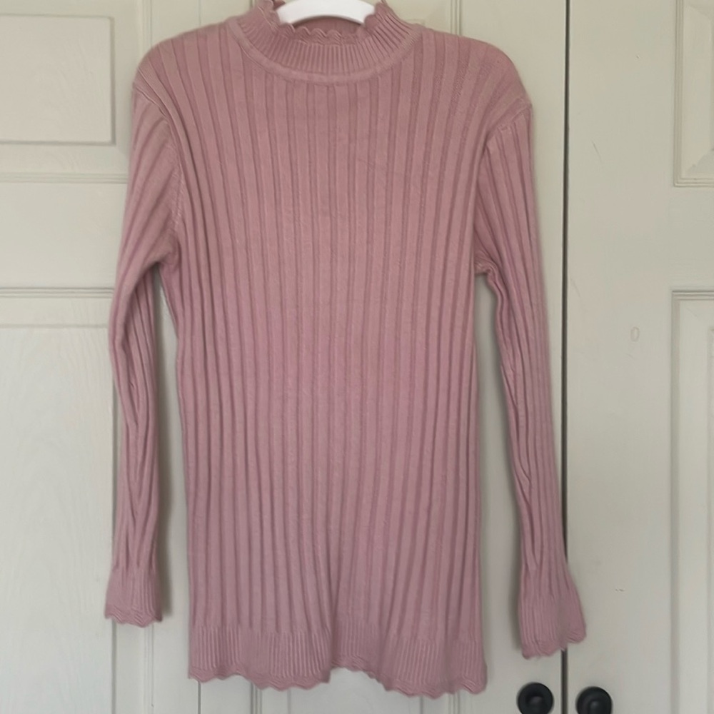 Victoria sweater size M/L